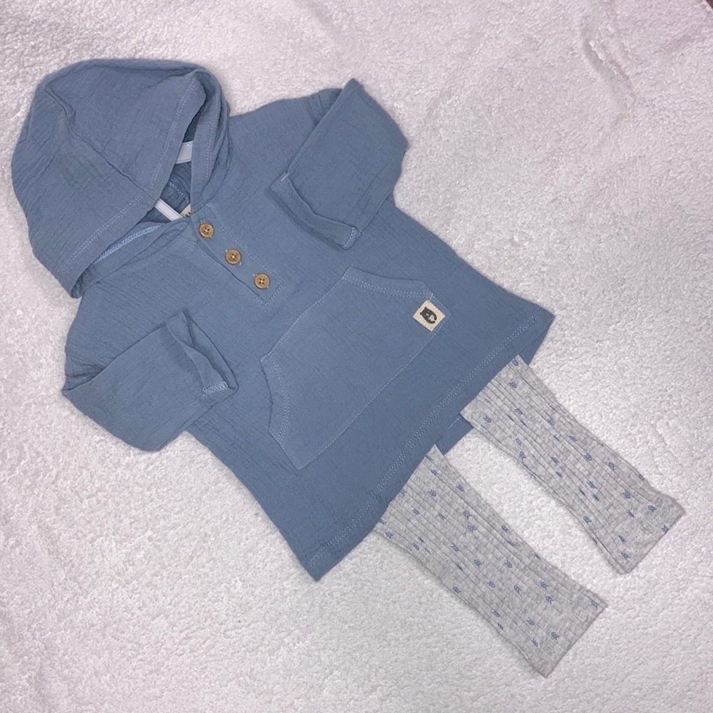 NWT rabbit & bear by Emily and Oliver muslin hooded Henley and pants 12m